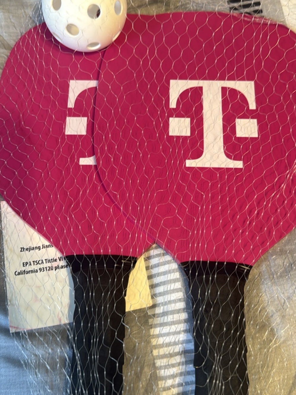 T-Mobile Pink Paddle Ball Set
